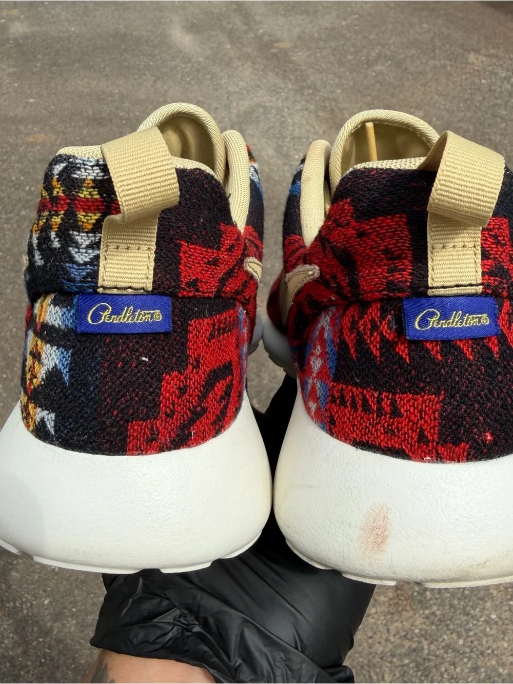 Rare 2013 Nike Roshe Nike ID x Pendleton Aztec Pattern 641839-992 Size 9 Mens